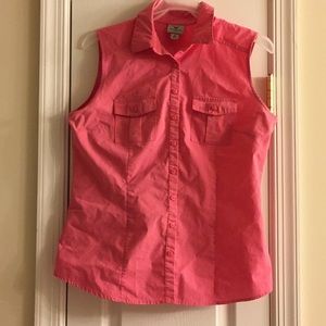Sleeveless pink blouse size M